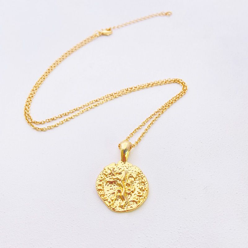 Women's Jewelry Niche Design Round Lion Necklace Gold Plated Ins Cold Style Necklace Temperament Clavicle Chain_ipsvogv.com