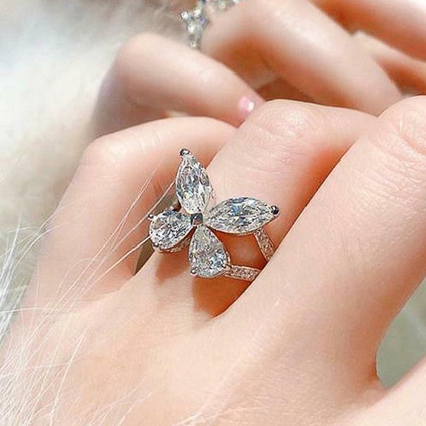 Cao Shi's a Popular Female Online Live Broadcast, Same Light Luxury Bowknot Zircon Ring for Women_ipsvogv.com