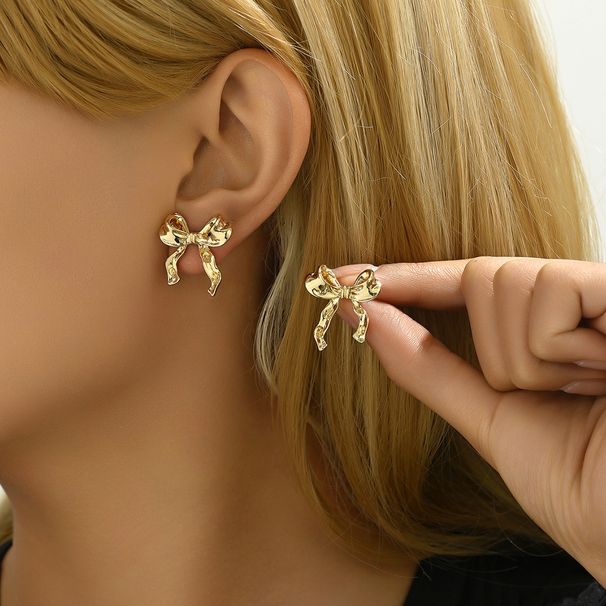 Minimalist bow for women, versatile, light luxury style, fashionable OL earrings, super fairy and niche earrings_ipsvogv.com
