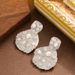 Fashionable Diamond Studded Pearl Shell Texture For Women With A Sense Of Luxury, Simple Vacation Style Silver_ipsvogv.com