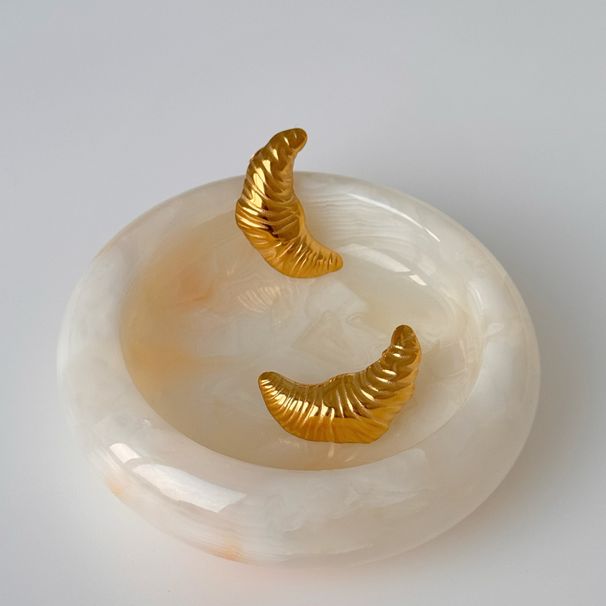 Real Gold Electroplated Titanium Steel Vintage Retro Embossed Moon Fold Earrings_ipsvogv.com