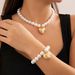 Exaggerated Metal Heart Pendant, Round Fashionable Pearl Bead Necklace, Women's Necklace_ipsvogv.com