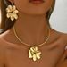 Fashion style women's necklace, jewelry set, niche flower earrings, high-end design collar_ipsvogv.com