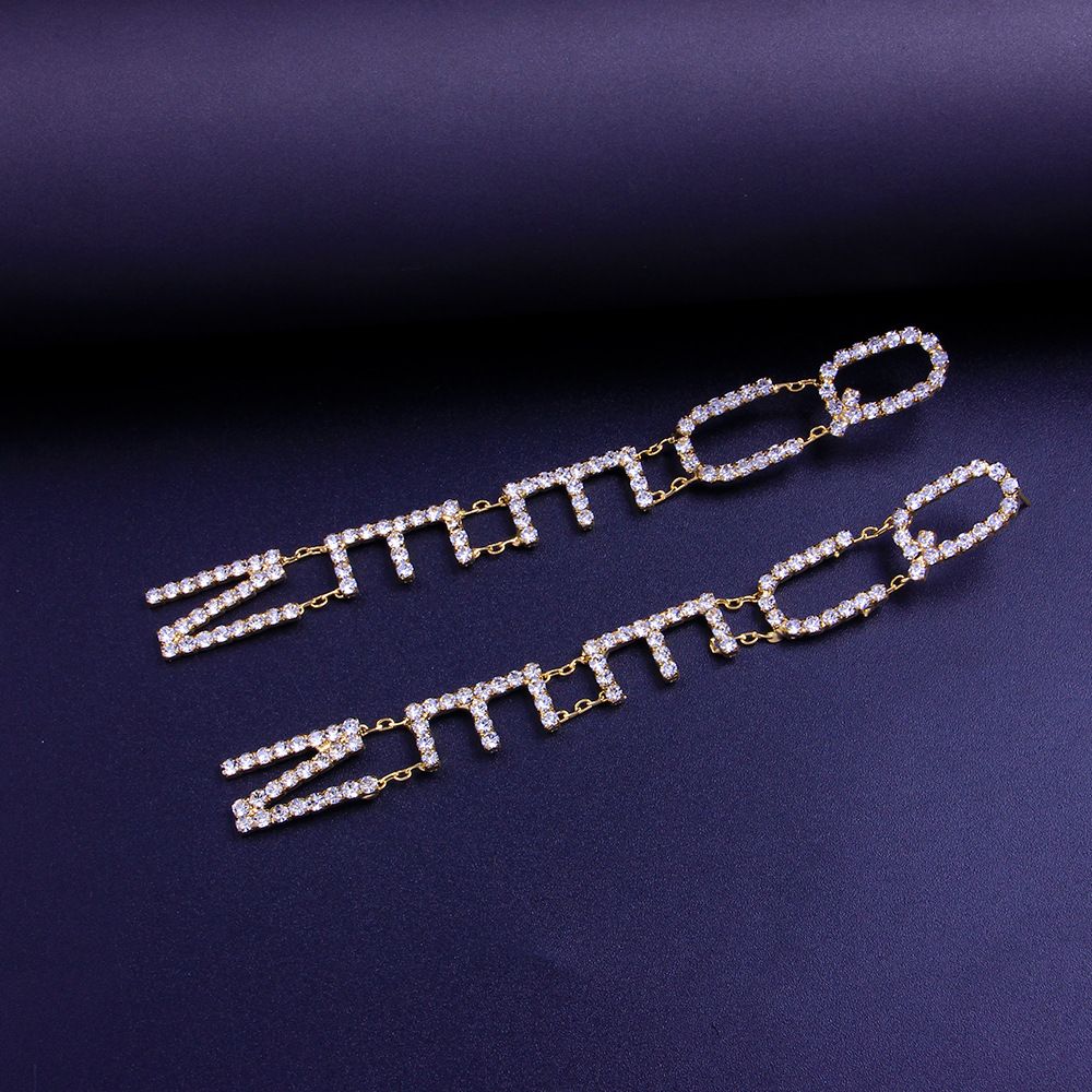 QUEEN English Letter Earrings Shiny Long Rhinestone Earrings Earrings earring earring_ipsvogv.com