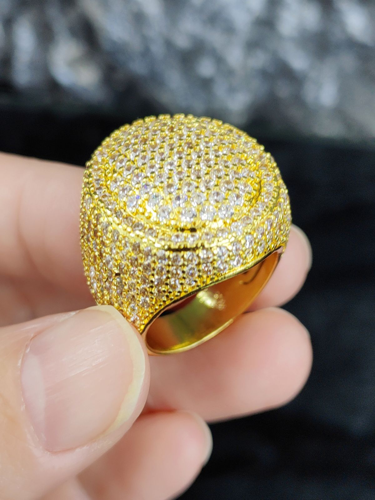 Unisex Hot Selling Round Ring Copper Inlaid Zircon Full Diamond Personality Hip Hop Trendy Brand Couple Accessories Ring_ipsvogv.com