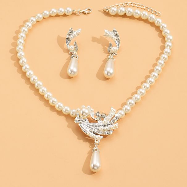 Women’s Jewelry Set Fashion Popular Pearl Necklace Earrings Set Bridal Dress Versatile Accessories Fashion Alloy Necklace Two Piece Set_ipsvogv.com