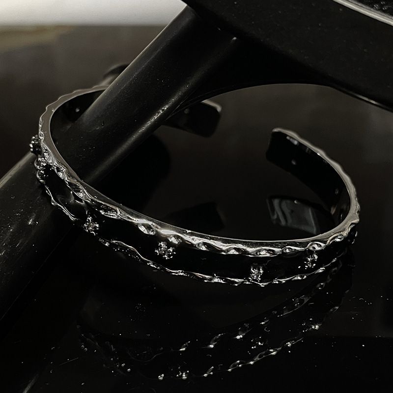 Minimalist Bracelet Men, Dark, Personalized Design, High End, Neutral Style, Handmade For Women, Versatile, New, And_ipsvogv.com