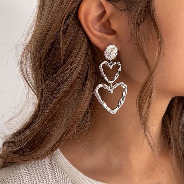 Minimalist Pleated Patchwork Heart Pendant Metal Geometric Cool Style Creative Casual Earrings For Women_ipsvogv.com
