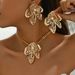 Metal Style Women's Flower Earrings Set Fried Dough Twists Chain Necklace_ipsvogv.com