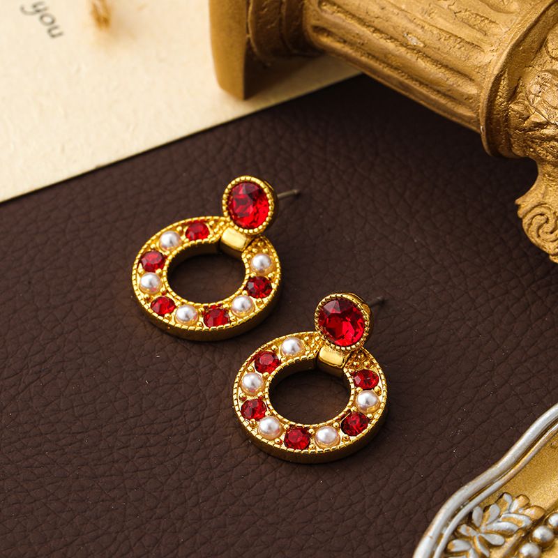Fashionable geometric pearl for women, light luxury, high-end feel, red earrings, simple and versatile Chinese earrings_ipsvogv.com