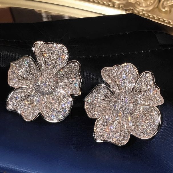 Cao Shi Flower Earrings Female Camellia Temperament Small Fragrance Jewelry Fashion Elegant Sweet_ipsvogv.com
