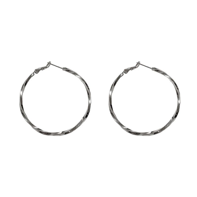 Niche Fashion Simple Exaggerated Metal Twisted Large Hoop Elegant Versatile Light Luxury Minimalist Style Silver Needle_ipsvogv.com