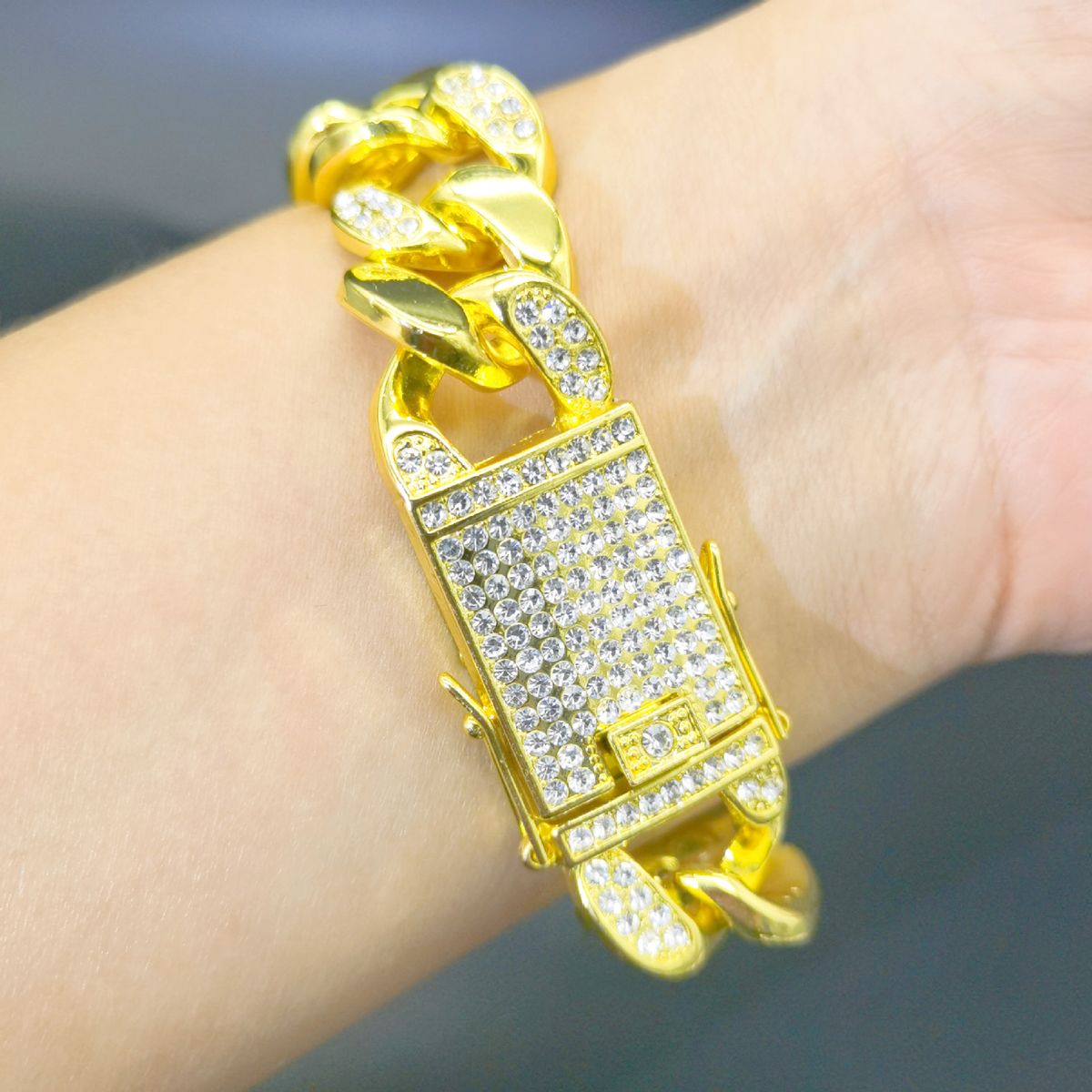 Unisex Hip Hop Trendy Cuban Chain Diamond Bracelet 20mm Spacer Necklace Men And Women Hiphop_ipsvogv.com