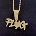 Design Splice Plug Letter Full Diamond PLUG Fashion Brand Men's Versatile Hip Hop Pendant_ipsvogv.com