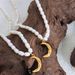 French Niche Personality Ins Cool Style Pleated Texture Moon Pendant Collarbone Chain Titanium Steel Freshwater Pearl_ipsvogv.com