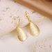Unisex Hot Sales Fashionable And Elegant Teardrop Shaped Pendant Earrings For Women Light Luxury Wind Earrings_ipsvogv.com