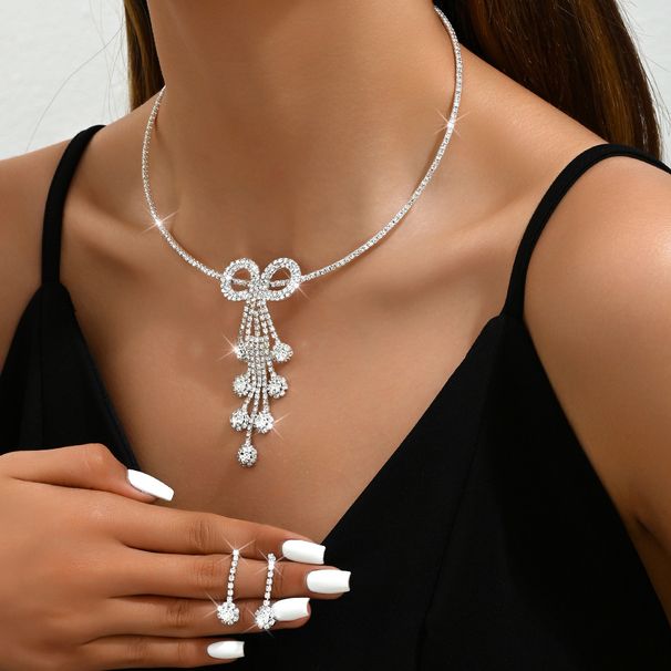 Bridal Leaf Flower Silver Necklace Earrings Two-Piece Rhinestone Claw Chain Jewelry Set_ipsvogv.com