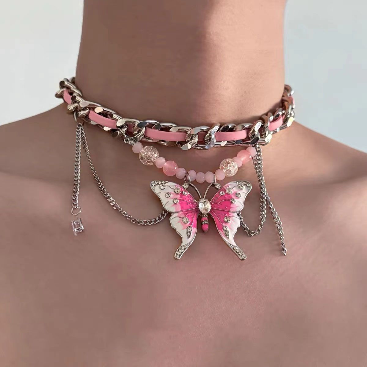 Pink Butterfly Choker Exaggerated Necklace Dopamine Design Necklace Y2k Yabby Clavicle Chain Niche Collar_ipsvogv.com
