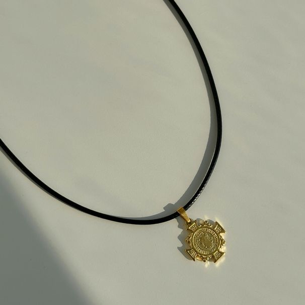 Spot INS Gold Plated Titanium Steel Retro Cross Black Leather Rope Necklace_ipsvogv.com