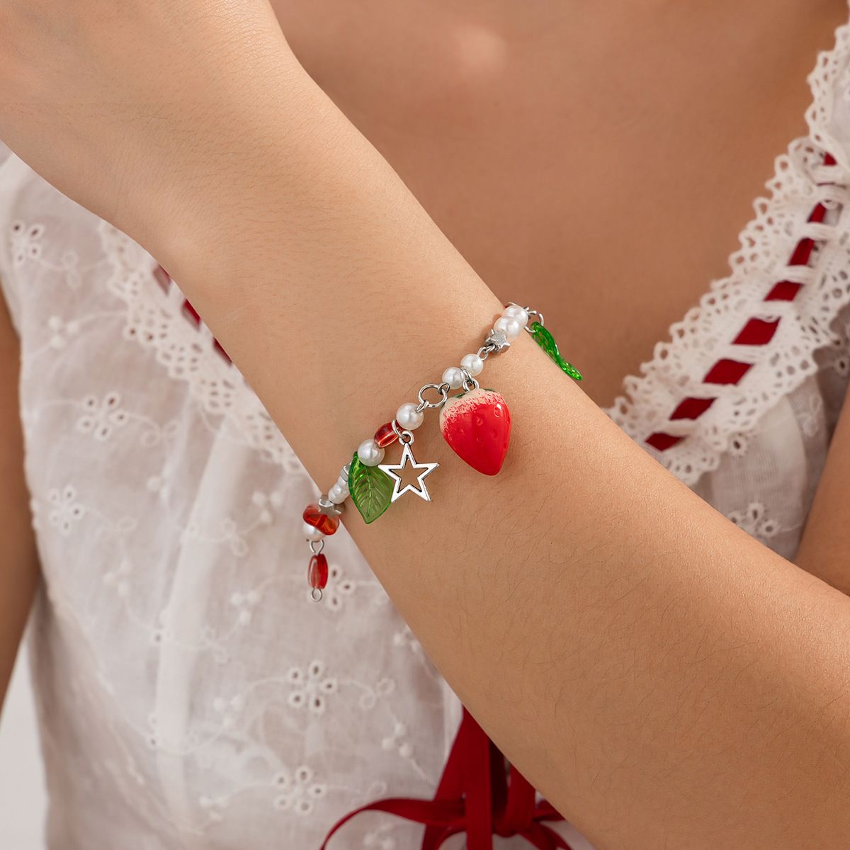 Sweet Instagram Style Strawberry Bow Pendant Necklace, Women's Metal Chain, Stacked Choker Necklace_ipsvogv.com