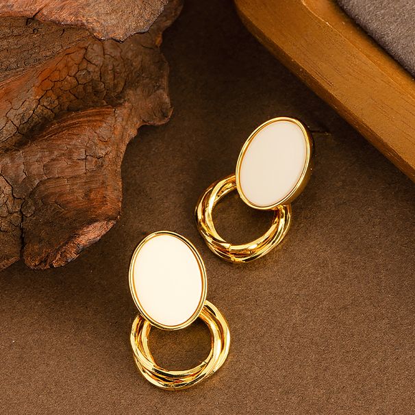 French Antique Style Geometric Round Plated With Real Gold, Women's Light Luxury Temperament, High-end Silver Needle_ipsvogv.com