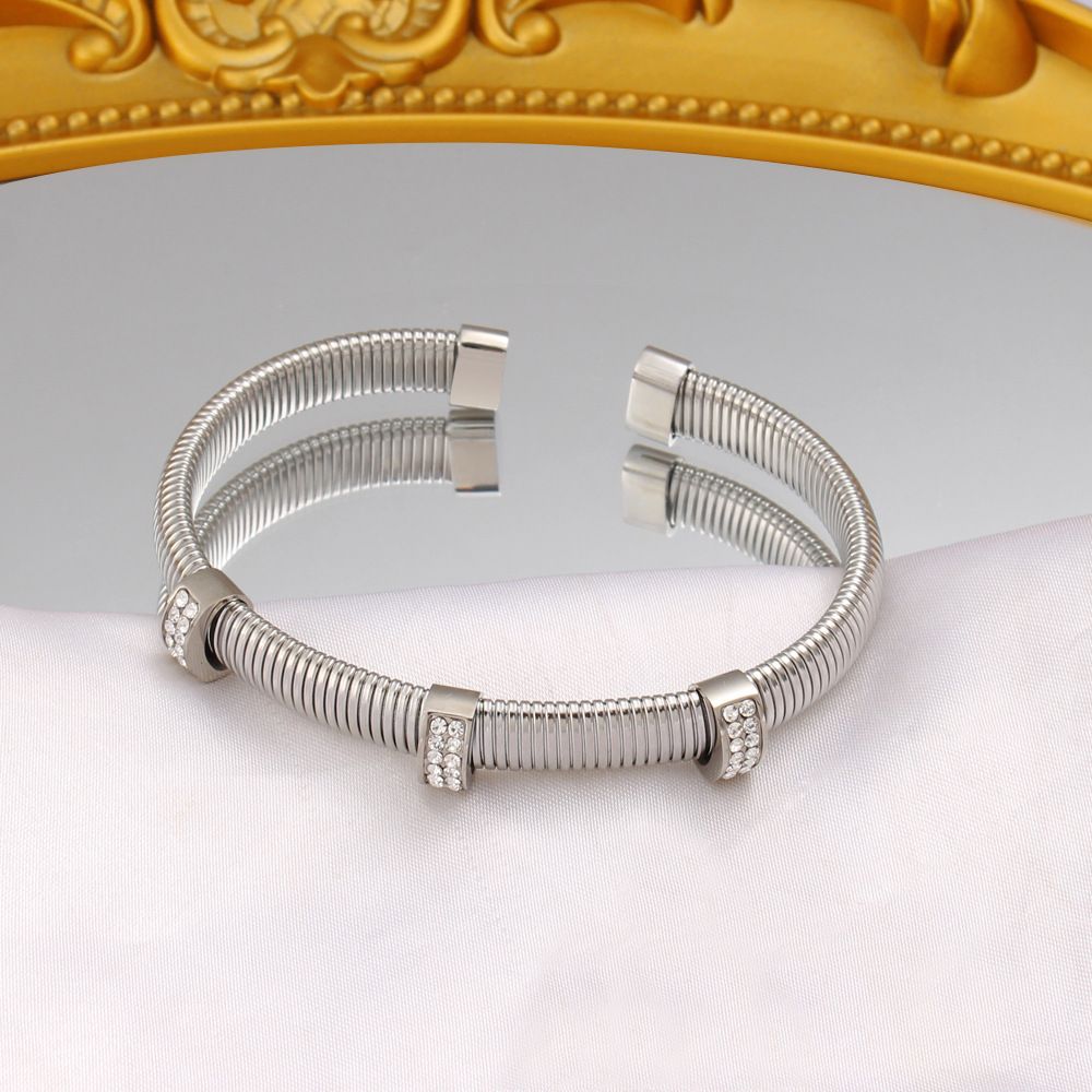 Women's Jewelry Set Titanium Steel Trend Personality Suit Elastic Thread Rhinestone Bracelet Collar Fashion Open Collar Bracelet_ipsvogv.com