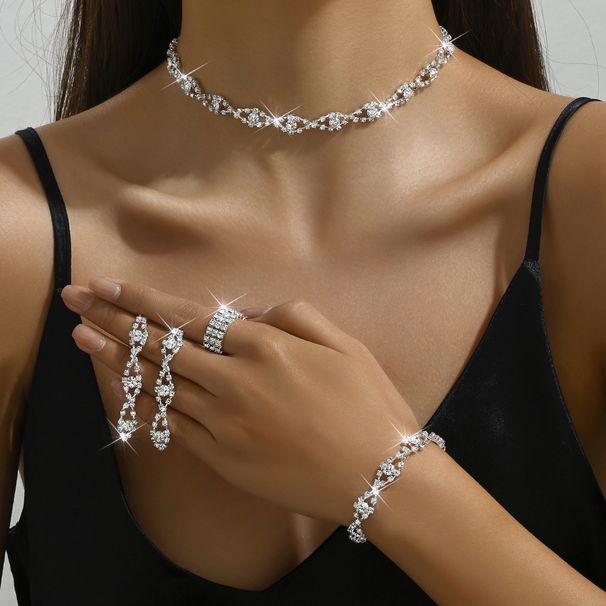 Minimalist Versatile Clavicle Chain Dress Accessories Hot Selling Exquisite Rhinestone Necklace Earrings Bracel Ring_ipsvogv.com