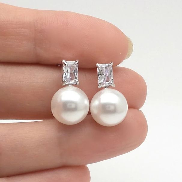 Cao Shi's large diameter pearl are fashionable minimalist, with high-quality square diamond earrings for_ipsvogv.com