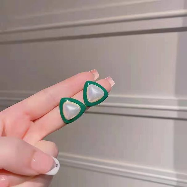 Women's Earrings Triangle pearl earrings female sterling silver green earrings temperament high-grade sense_ipsvogv.com