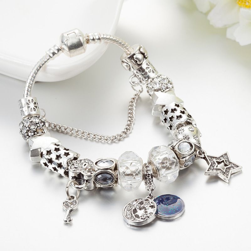 2021 hot selling CHARN bracelet style Star Moon Pendant White Crystal Beaded Bracelet_ipsvogv.com