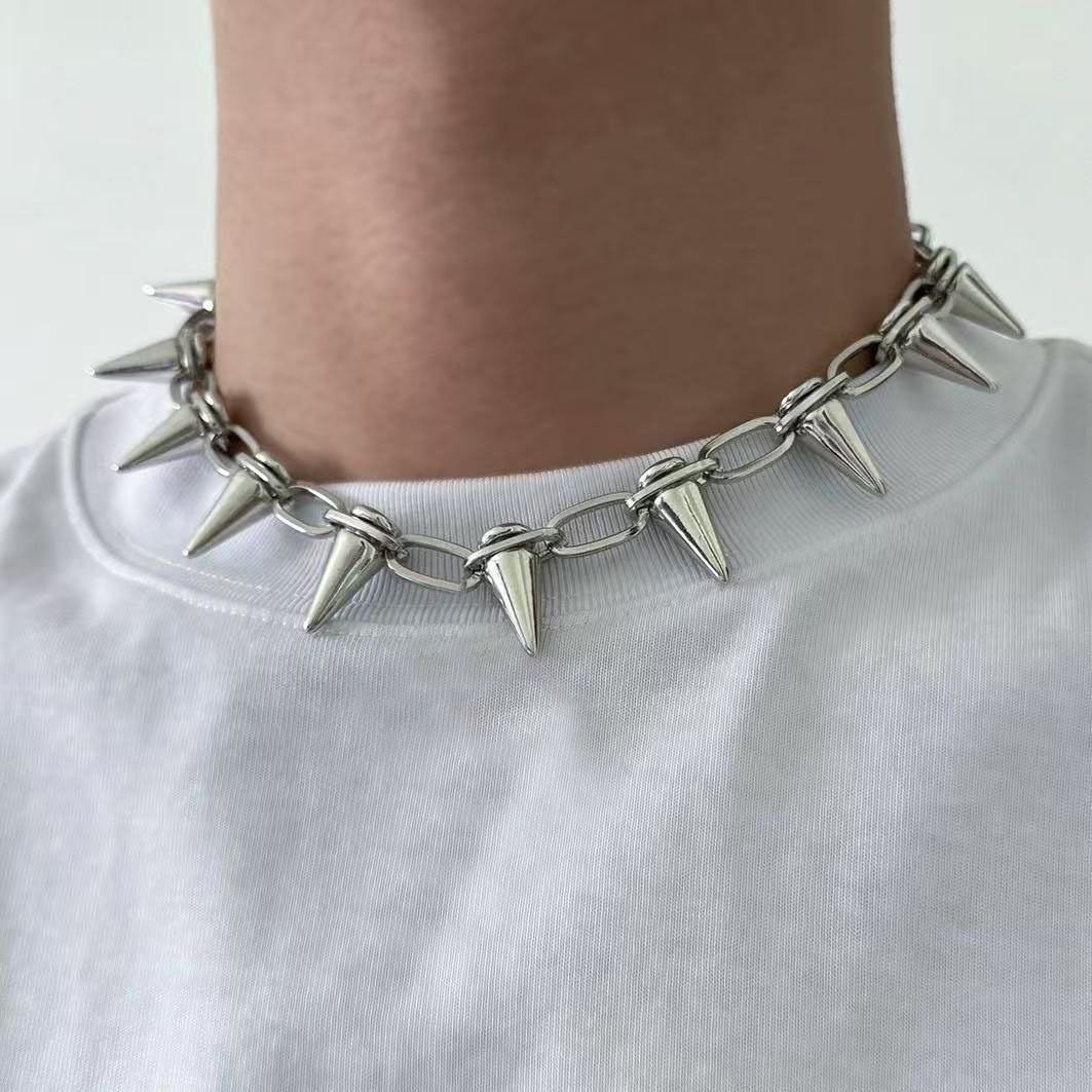 Wind Black Men's Chain Hip-hop Punk Rock Couple Collar Women's Neck Strap Skull Rivet Necklace Accessories_ipsvogv.com