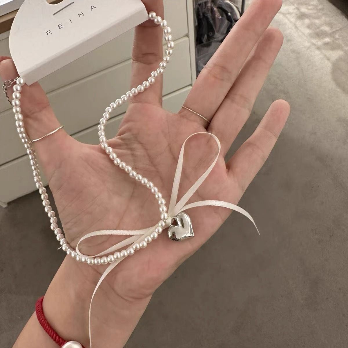 Summer Metal Heart Pendant Bowknot Ribbon Pearl Necklace For Women Niche Sweet Cool Temperament Clavicle Chain_ipsvogv.com