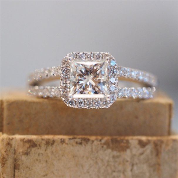 Cao Shi's New Wedding With Hollowed Out Lines And Micro Inlaid Zircon Women's Ring Accessories_ipsvogv.com