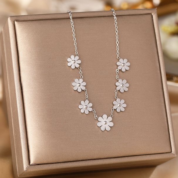 Titanium Steel Necklace, Lucky Little Daisy, Seven Flowers, Fresh Network Red, Simple And Versatile, Sparkling_ipsvogv.com