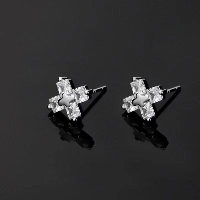 Needle Cross, Zircon Earrings, Male Ins, Ruffian, Handsome Earrings, Male Cold and Elegant Style, High Grade, Super Flash, Explosive Flash_ipsvogv.com
