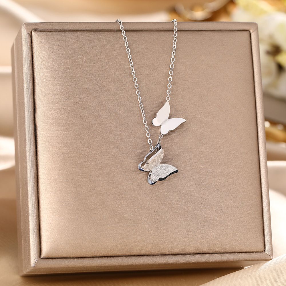 Korean Fashion Double-layer Butterfly Titanium Steel Necklace With Sweet Temperament, Simple Collarbone Chain, Short_ipsvogv.com