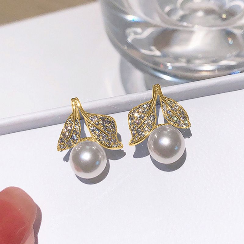 Cao Shi Imitates Pearl Leaf Earrings For Women's Daily Wearing Of Ladylike Accessories, Fashionable, Elegant, Light_ipsvogv.com