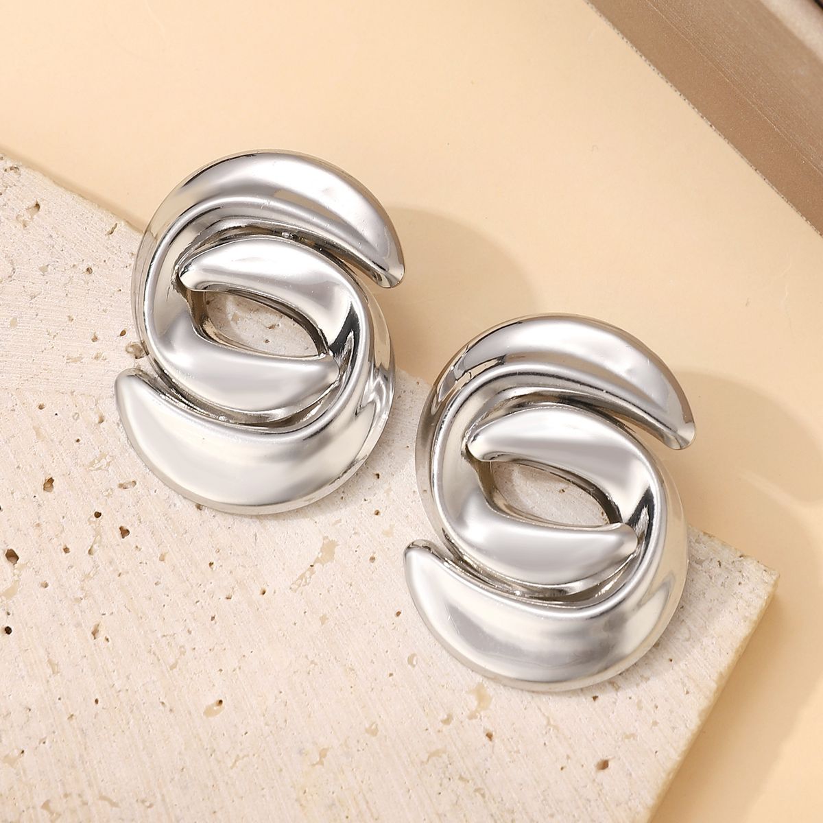 Irregular Geometric Exaggerated Fashion Versatile Metal Splicing Elegant Temperament Earrings For Women_ipsvogv.com