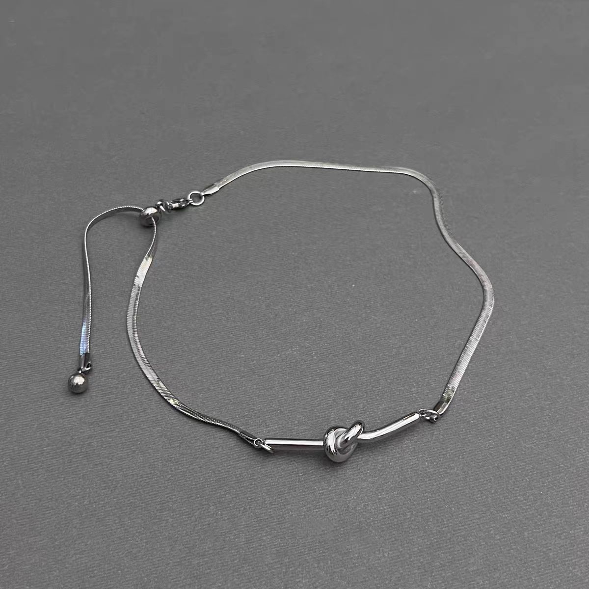 Original Knotted Necklace Titanium Steel Does Not Fade Cold Style Temperament Men And Women Short Pull Out Clavicle Chain Necklace_ipsvogv.com