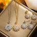 2023 New Fashionable Summer Light Luxury High Grade Sunflower Necklace Women's Long Versatile Diamond Pendant_ipsvogv.com