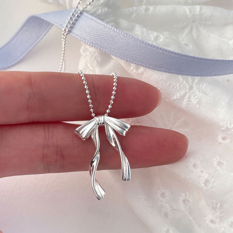 Sweet Ribbon Bow Pendant Necklace For Women Simple Fashion Versatile Elegant Clavicle Chain Internet Celebrity Niche_ipsvogv.com