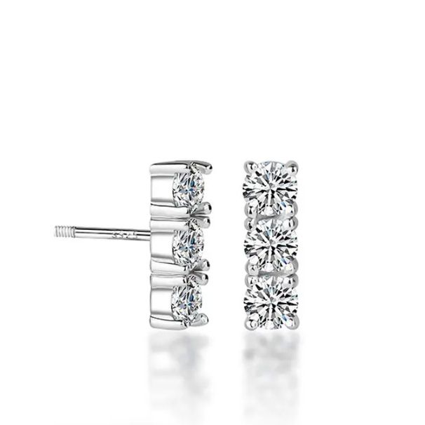 Women's Jewelry Silver Moissanite High Grade Earrings 30 Point Earrings Simple And Versatile White Gold Rose Gold Earrings_ipsvogv.com