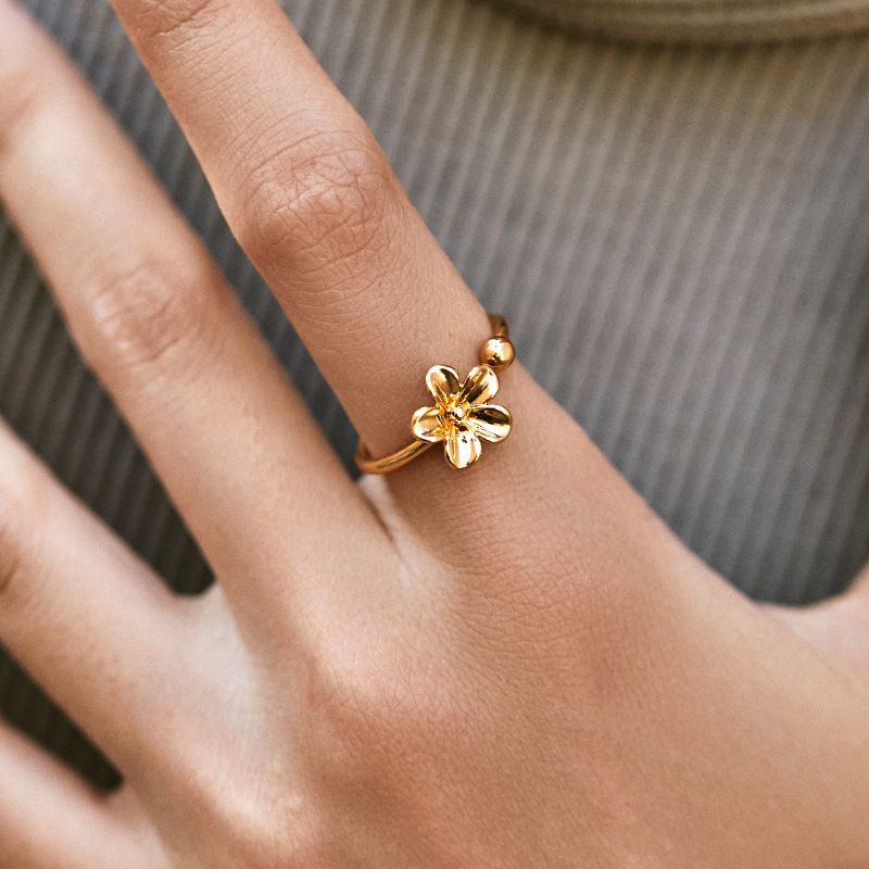French flower ring color preserving copper plated with K real gold personality design irregular metal feel creative temperament ring_ipsvogv.com