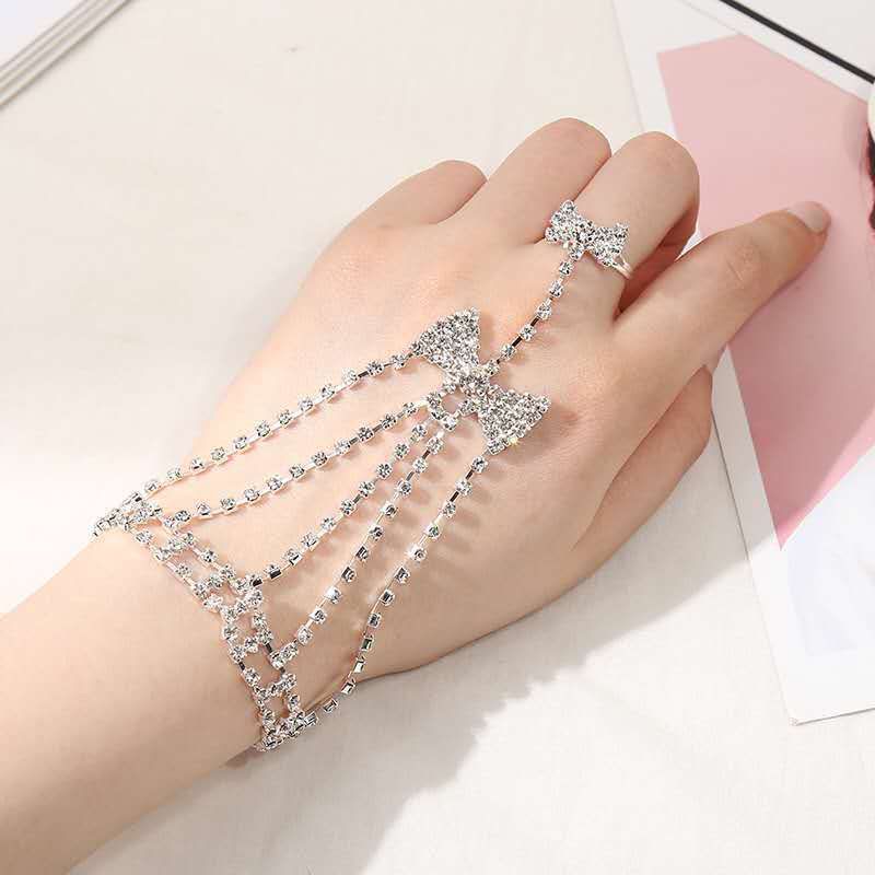 Style Ladies Leaf Hand Chain Circle Butterfly Rhinestone Foot Ring Integrated Chain Bride Wedding Dress Accessories_ipsvogv.com