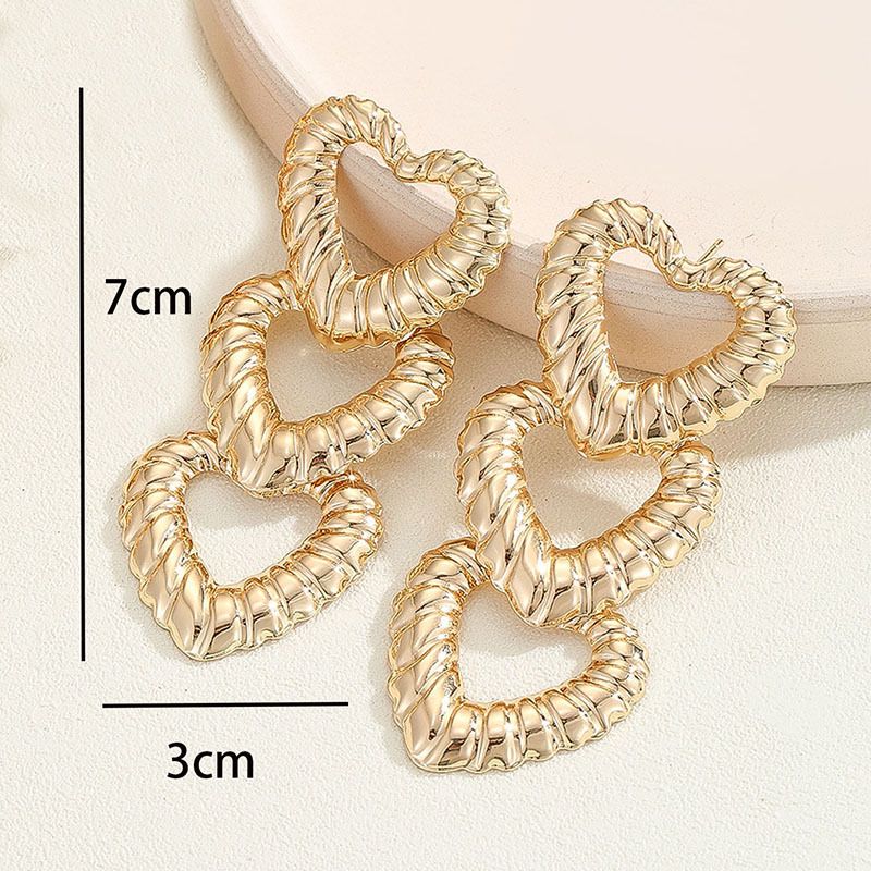 Statement Exaggerated Minimalist Style Gold Long Heart Earrings Niche Design Sense Flower Studs_ipsvogv.com
