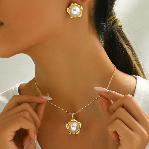 Geometric style women's long necklace set with personalized inlaid pearls, niche design earrings, versatile accessories_ipsvogv.com