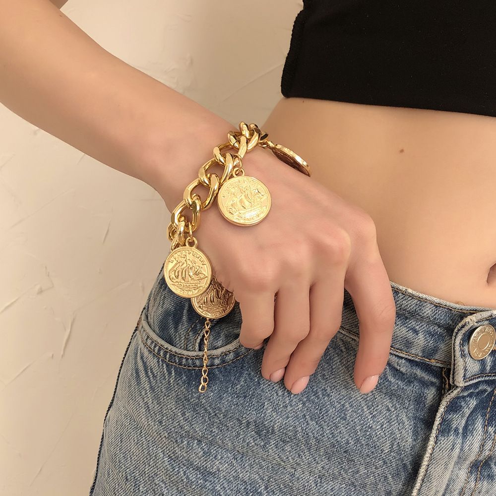 B1255 Thick Chain Women Like Coins Exaggerate Punk Hip Hop Style Bracelet Geometric Accessories_ipsvogv.com