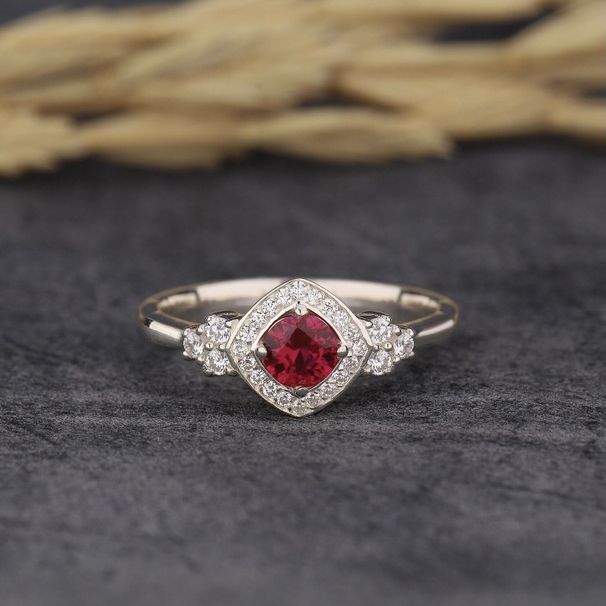 Sanjie's New Platinum Handmade Art Minimalist Colorful Zircon Jewelry Small Fresh Red Diamond Ring For Women_ipsvogv.com