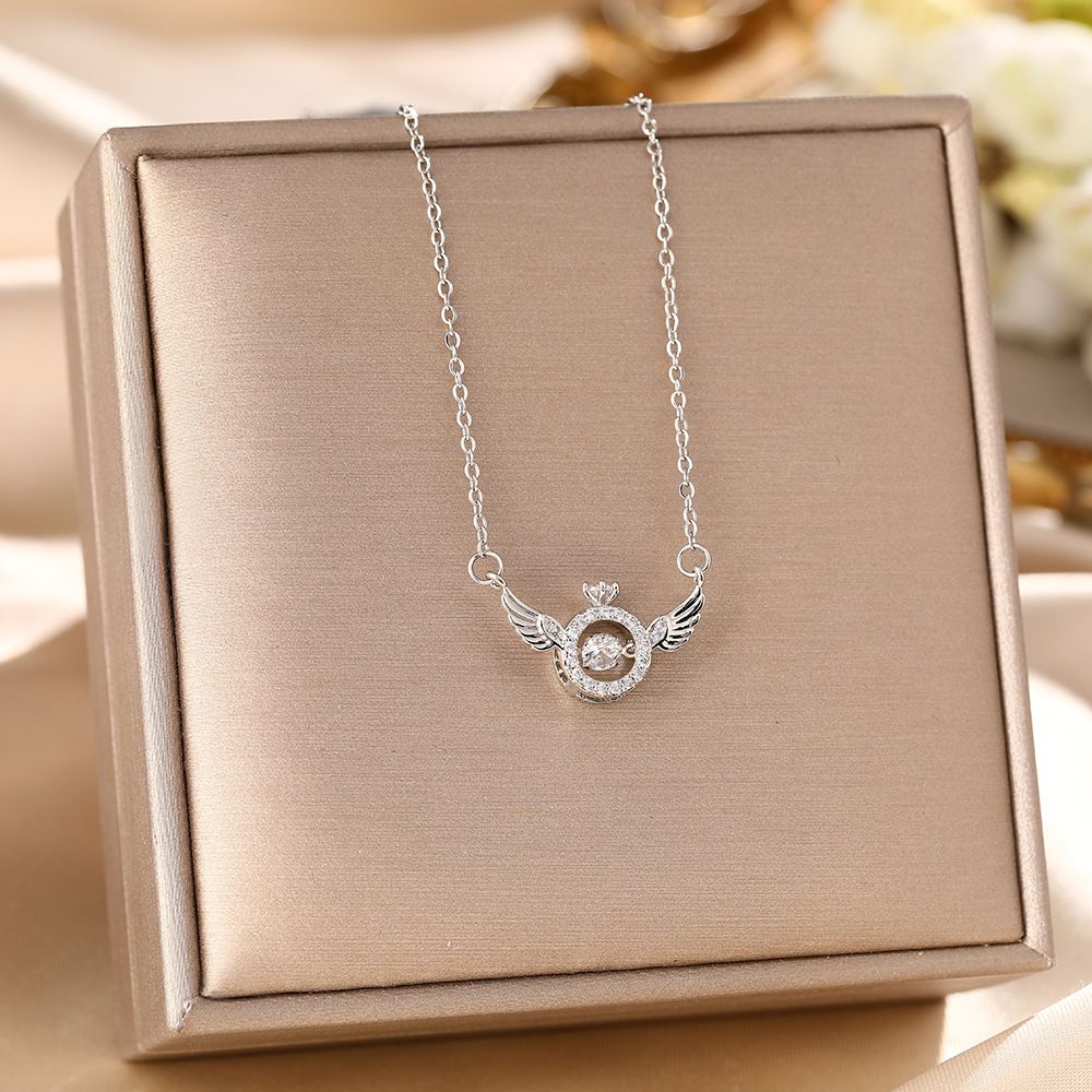 Titanium Steel Necklace For Women, Light Luxury, Slightly Inlaid With Diamonds, Agile Angel Wings, Versatile Collarbone_ipsvogv.com