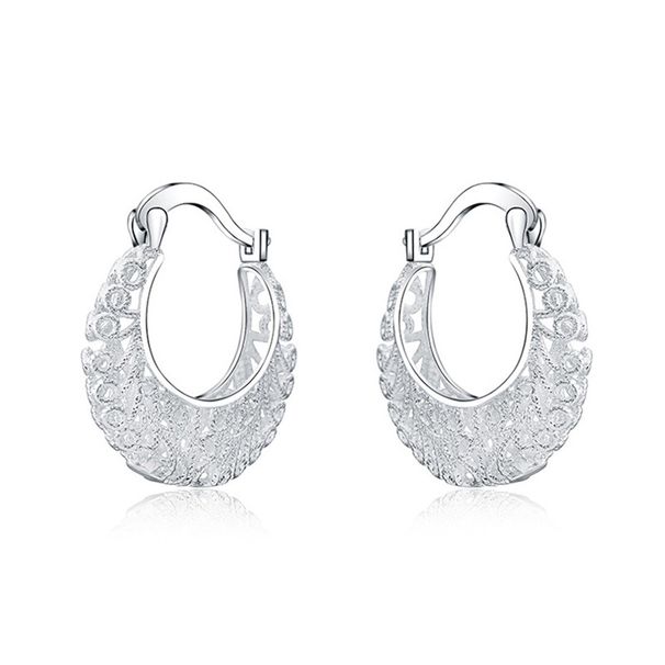 Cao Shi With Hollow Weaving Pattern And Women's Through Flower Metal Circle Earrings_ipsvogv.com